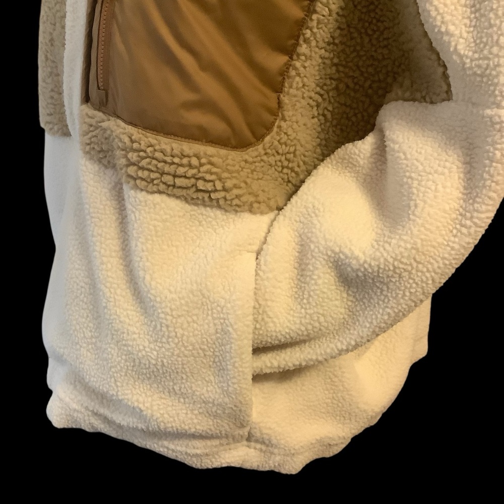 Columbia Cream and Olive Green Sherpa Fleece Pullover - Picture 6 of 11